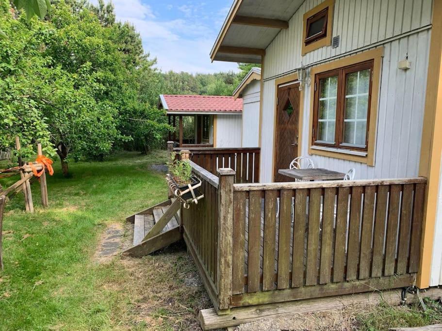 The Pink Cabin Tyfta Экстерьер фото
